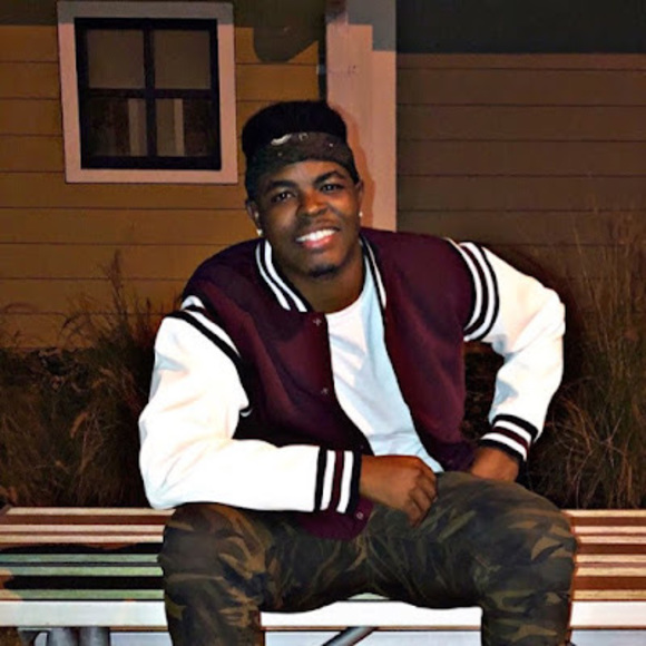 Meet your Posher, Fred - Picture 1 of 1